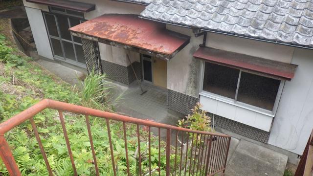 1970s wood house, 9-min walk to station, Nagasaki