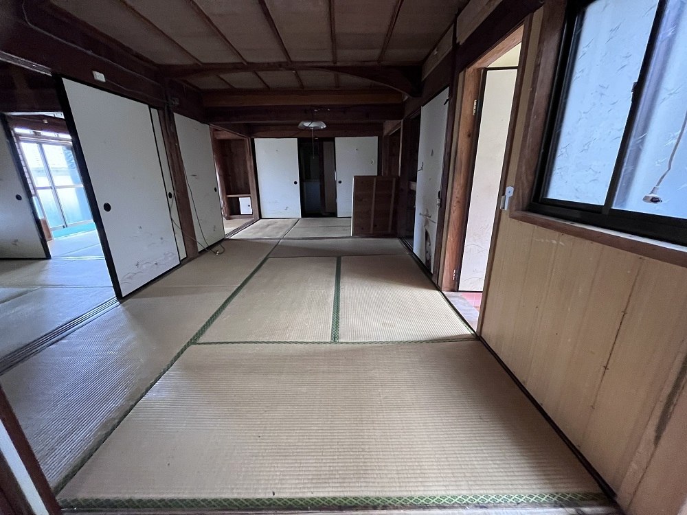 1970s house near the coast in Togata, Ibusuki