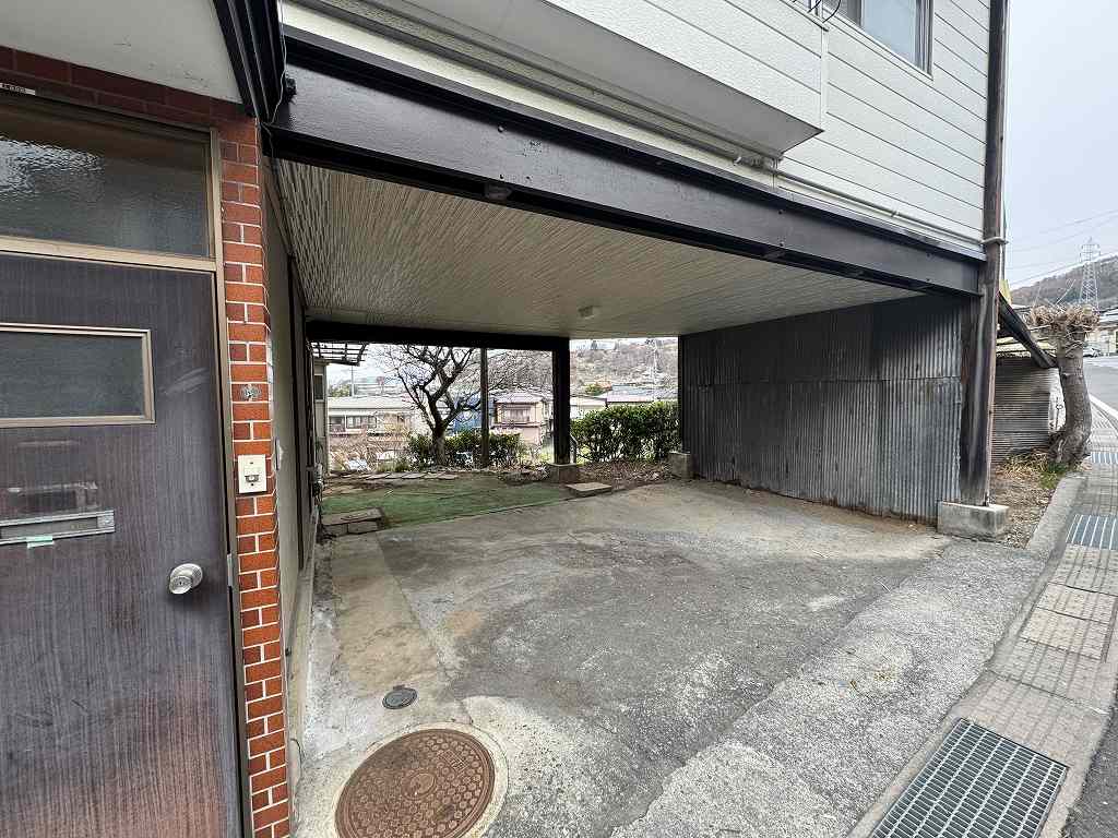 1970s wood house, 11-min walk to station, Nagano