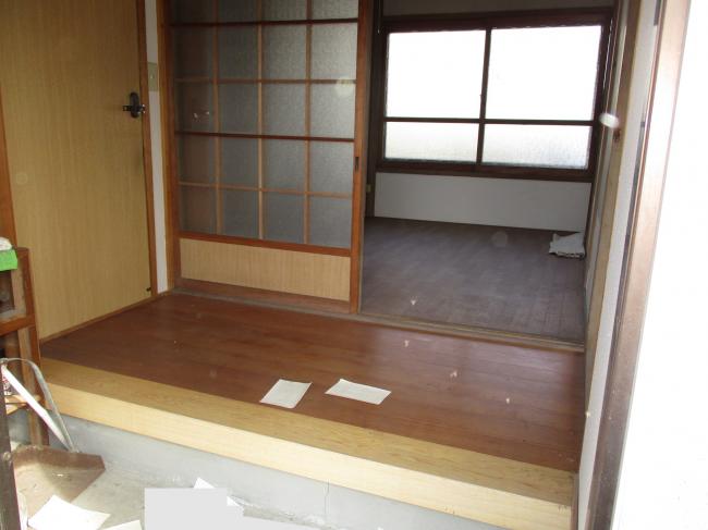 1960s wood house, 17-min walk to station, Okayama