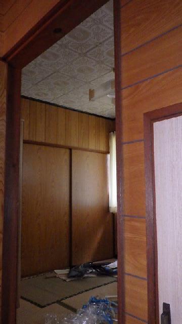 1980s wood house, 7-min walk to station, Nagasaki