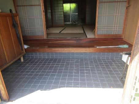 1970s wood house in Oita