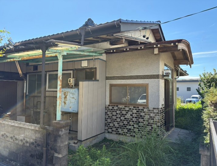 1960s wood house, 5-min walk to station, Nagano