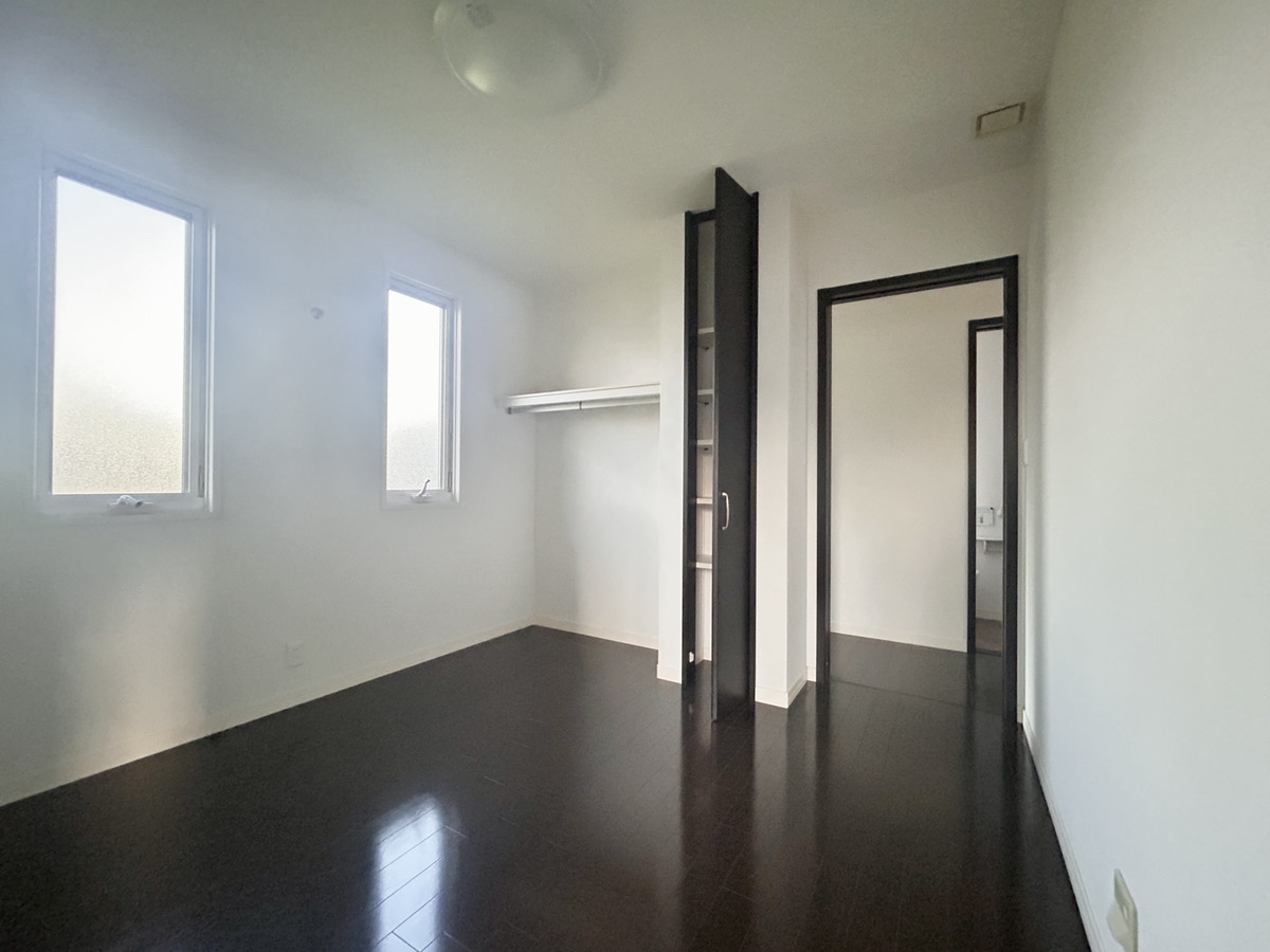 2000s steel-frame house, 17-min walk to station, Fukui