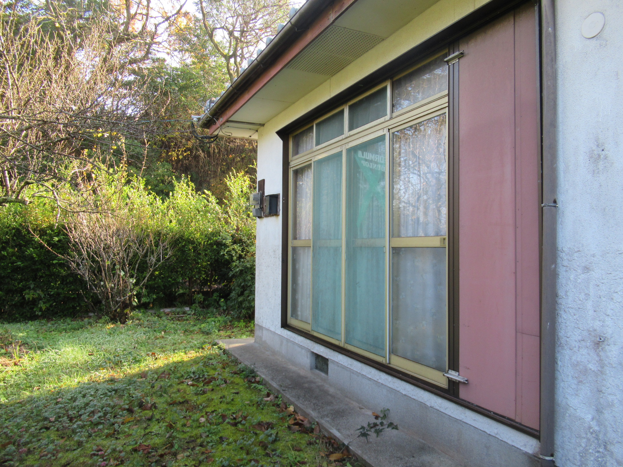 1970s wood house, 8-min walk to station, Kumamoto