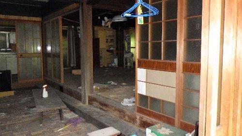 Wood house on a large plot in Nagasaki