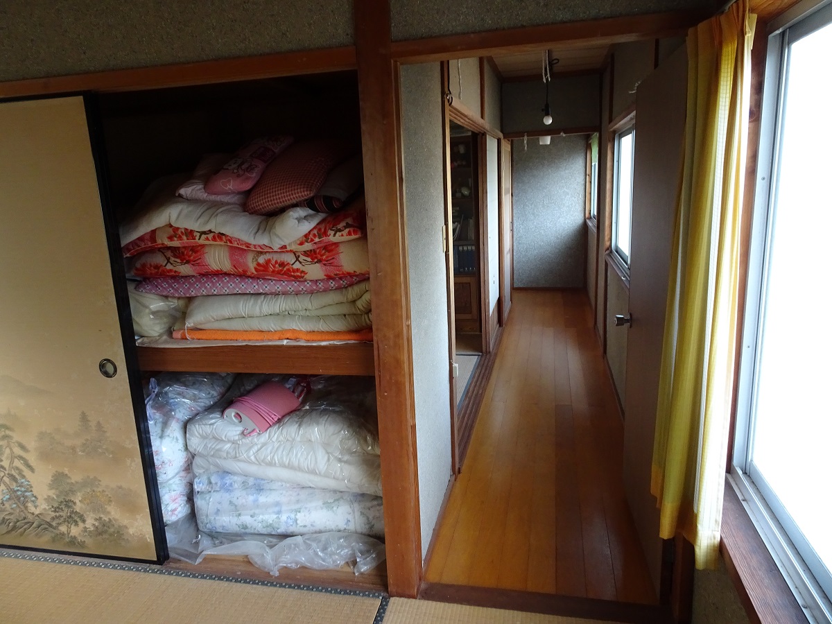 1970s wood house in Hyogo