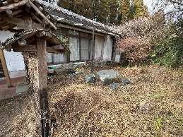 1980s wood house in Kashiwabara, Satsuma, farmland, approval needed