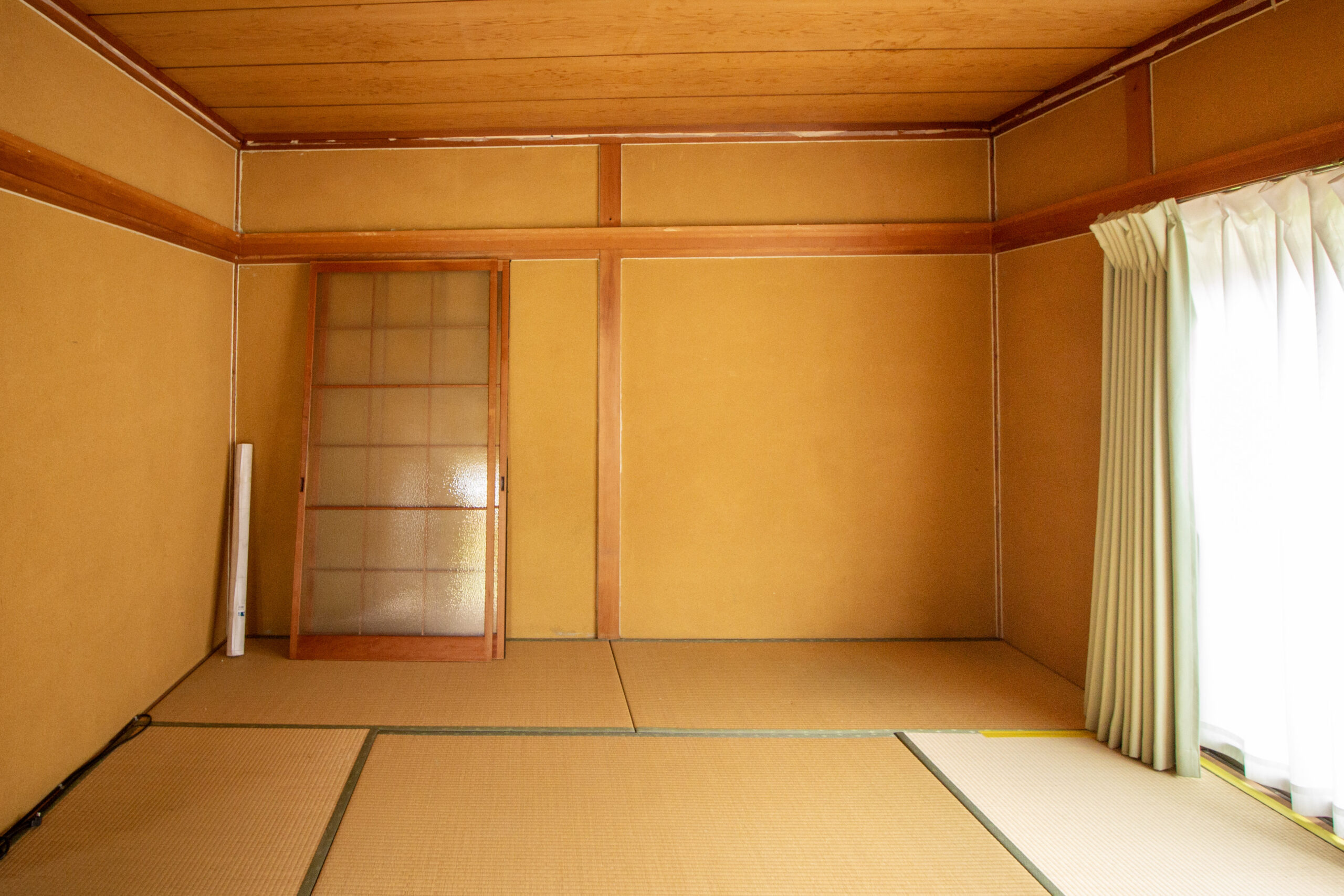 1970s wood house on a large plot in Matsusaka Kahada