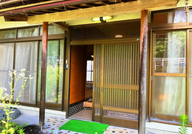 Wood house, 10-min walk to station, Gifu