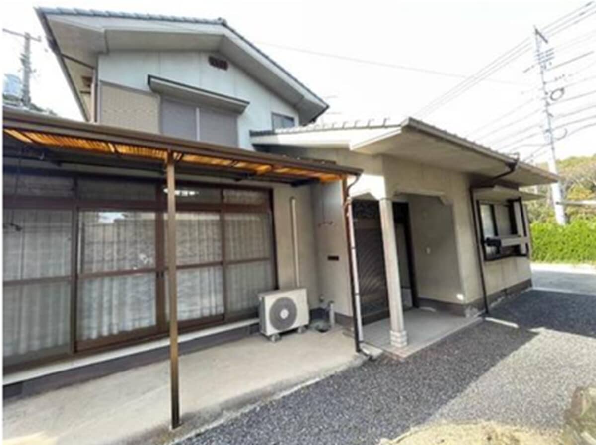 1960s wood house, 12-min walk to station, Hiroshima