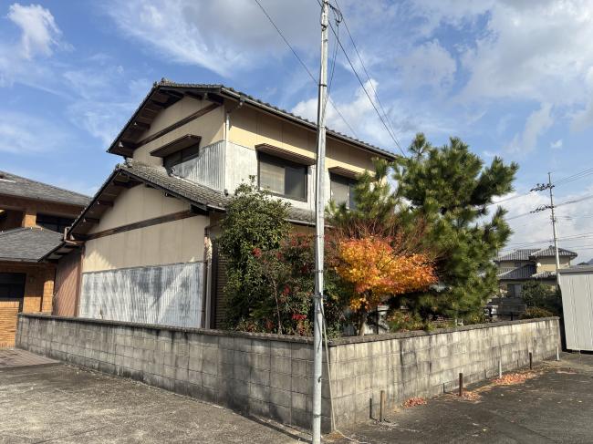 1970s wood house in Kagawa
