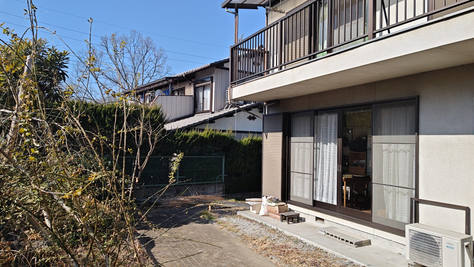 1980s wood house, 12-min walk to station, Saitama