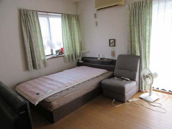 1990s wood house in Ehime