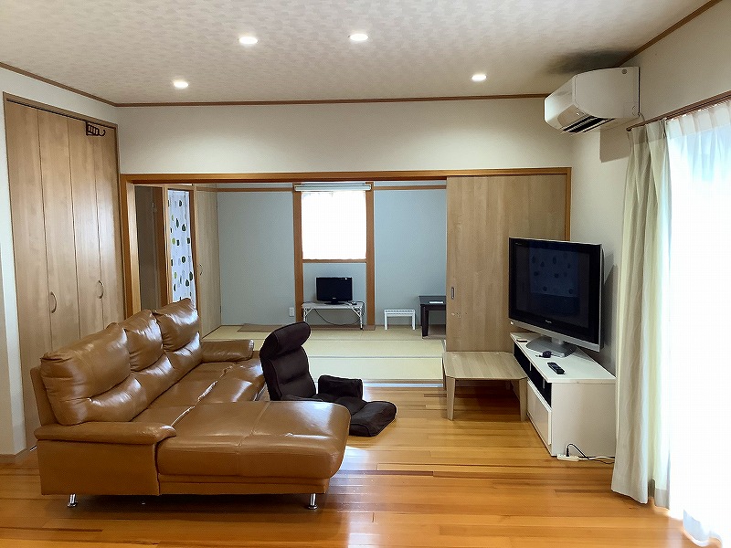 House, 14-min walk to station, Oita