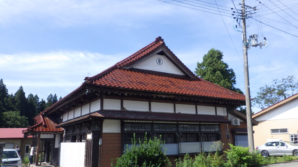 1930s wood house, 19-min walk to station, Yamagata