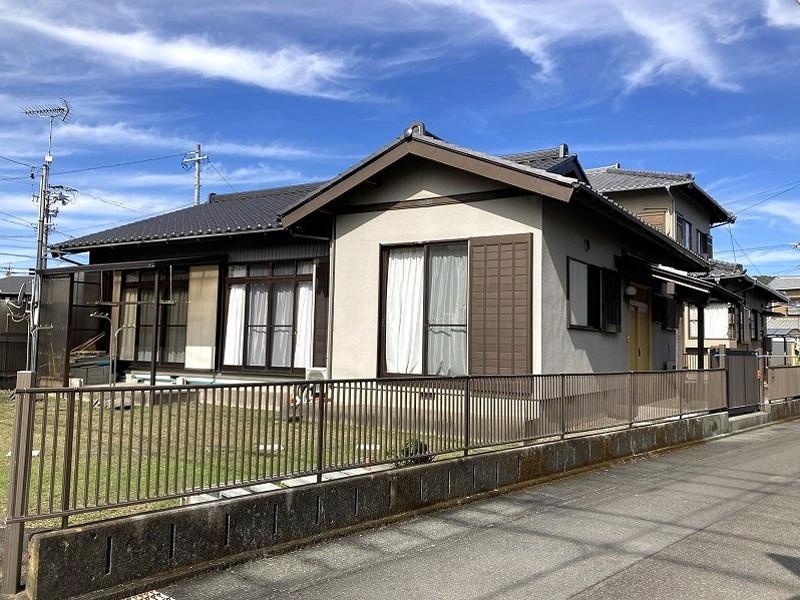 1990s wood house, 14-min walk to station, Shizuoka