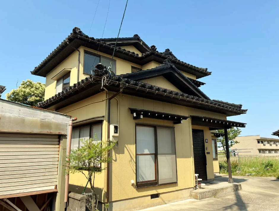 House in Himi