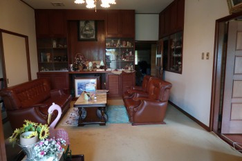 1980s house with outbuildings in Minamisatsuma, Kagoshima