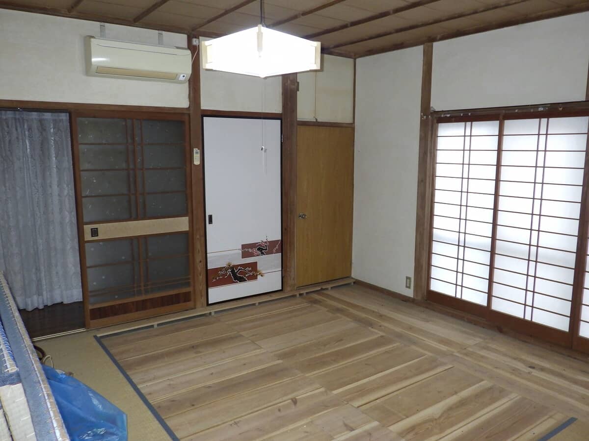 1970s steel-frame house in Hiroshima