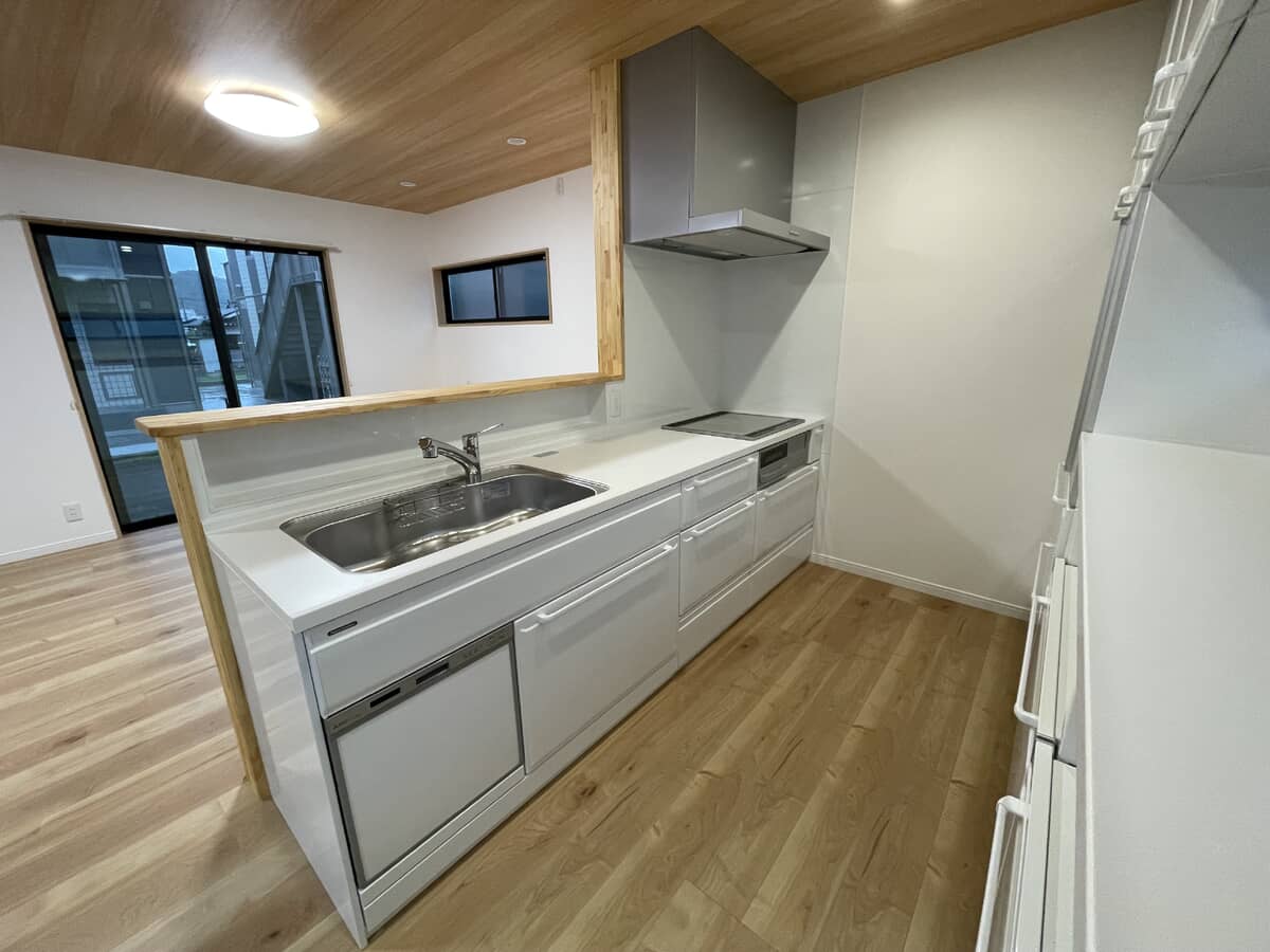 1990s wood house in Hiroshima