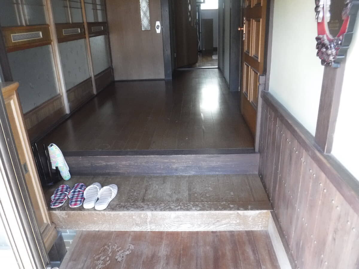 1970s wood house