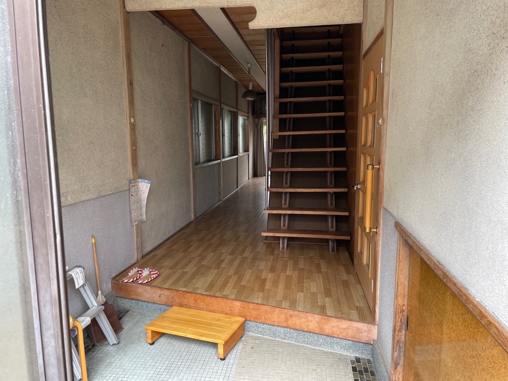 1960s wood house, 3-min walk to station, Toyama