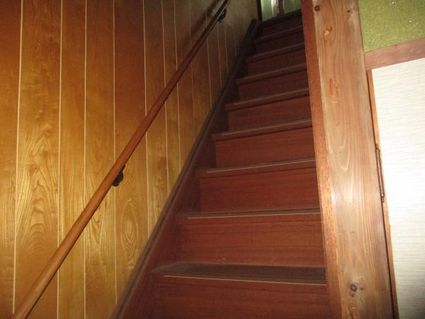 1970s wood house, 17-min walk to station, Okayama
