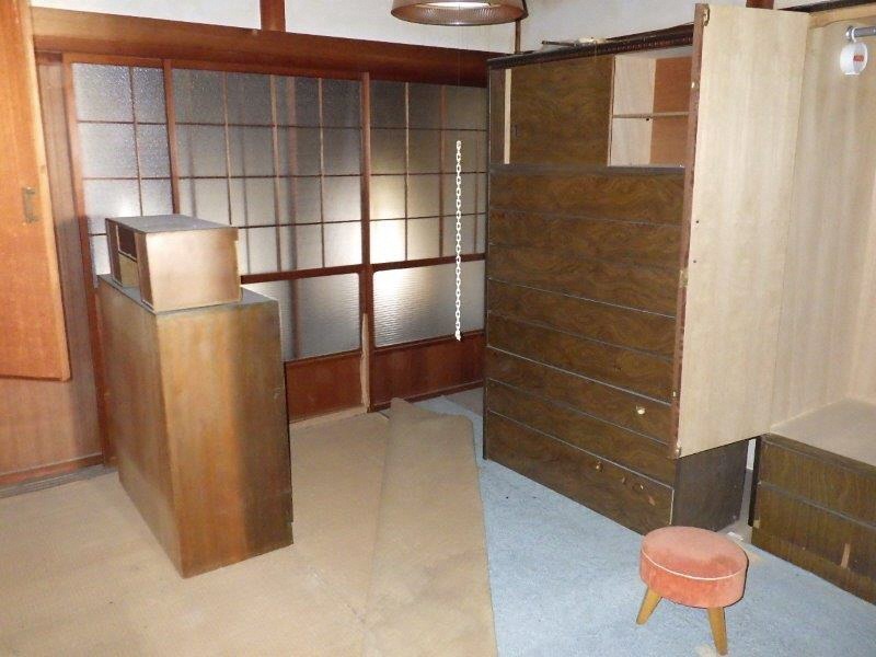 1960s wood house in Kochi