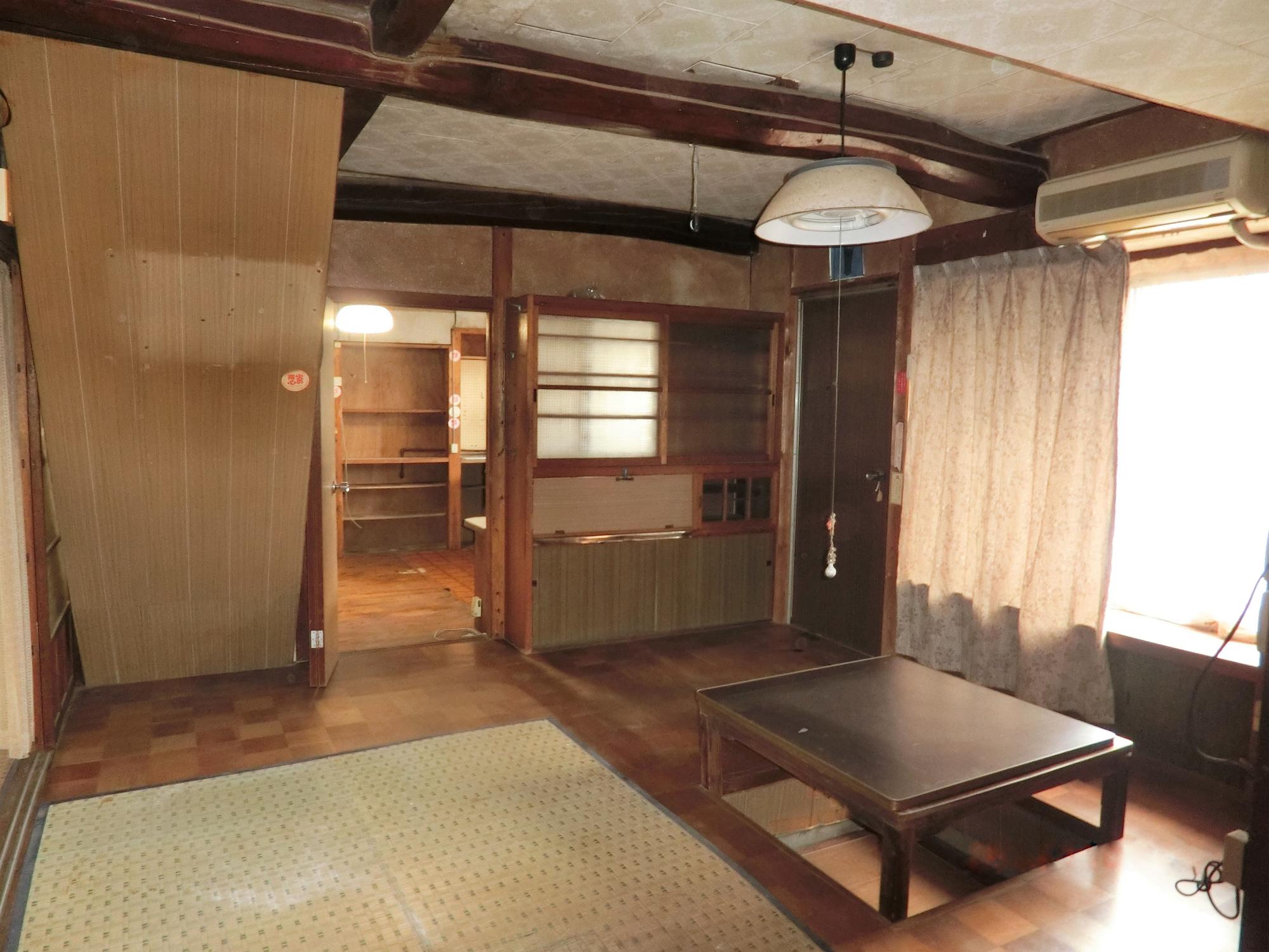 1920s wood house with storehouses in Fukuoka
