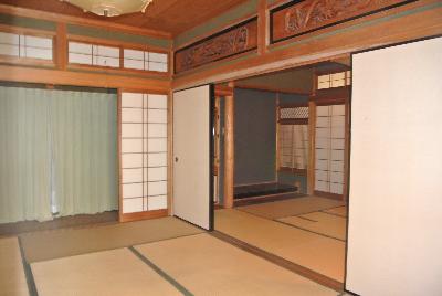 1960s wood house, 14-min walk to station, Hyogo