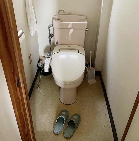 1980s steel-frame house, 12-min walk to station, Wakayama