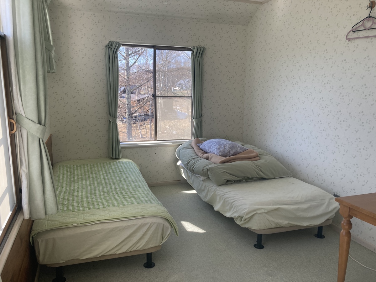 1980s house on a large plot in Yamanashi