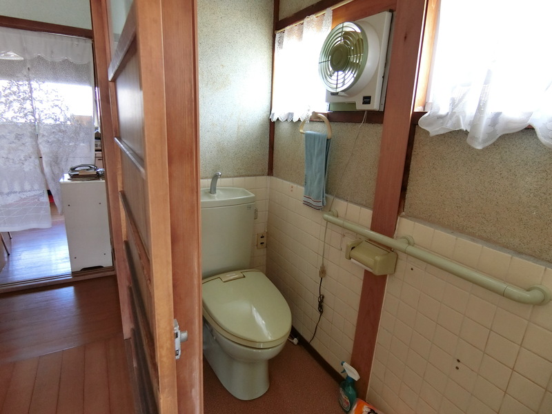 Property No. 206