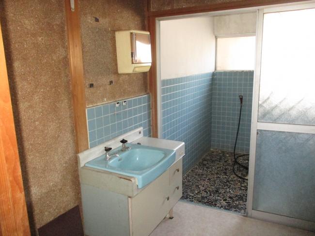 1970s wood house in Kasaoka