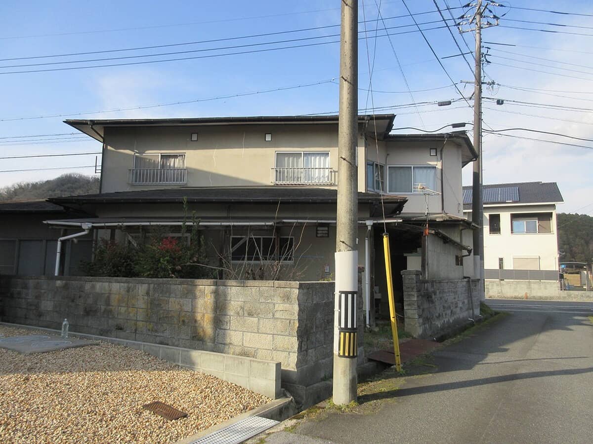 1970s wood house