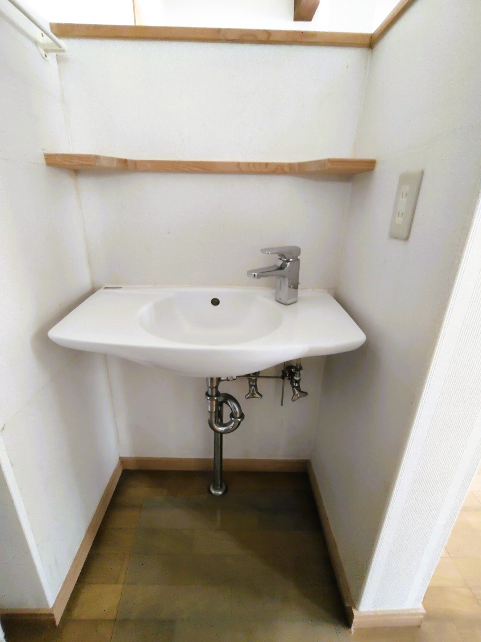 1960s wood house in Ehime