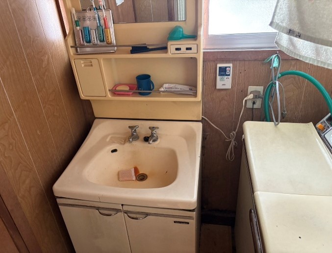1960s wood house, 5-min walk to station, Nagano