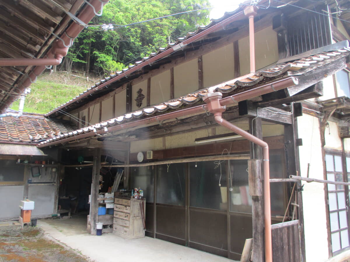 1860s wood house on a large plot in Hiroshima