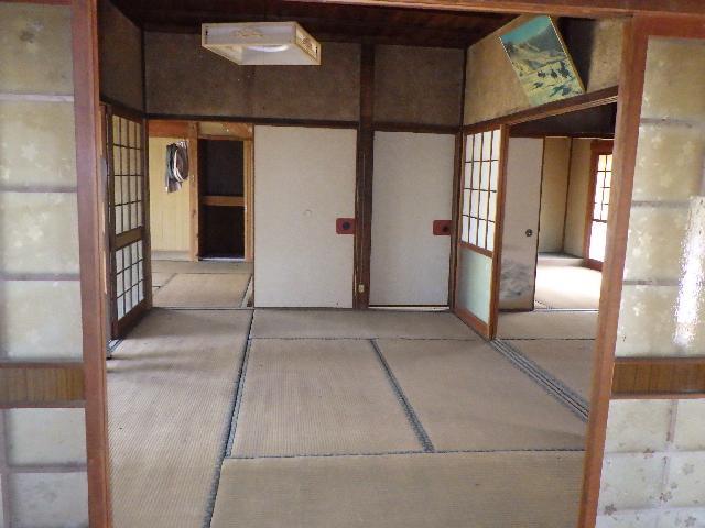1940s wood house, 10-min walk to station, Nagasaki