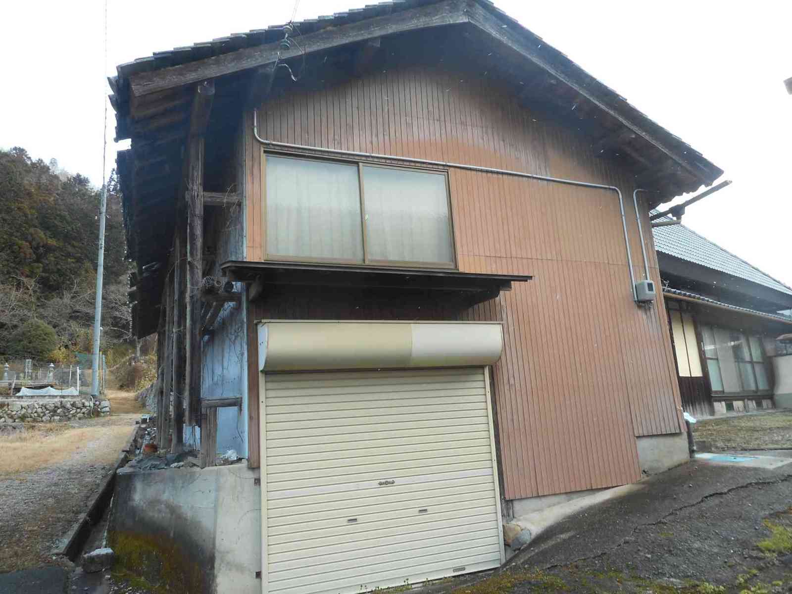 1960s house, 20-min walk to station, Hyogo