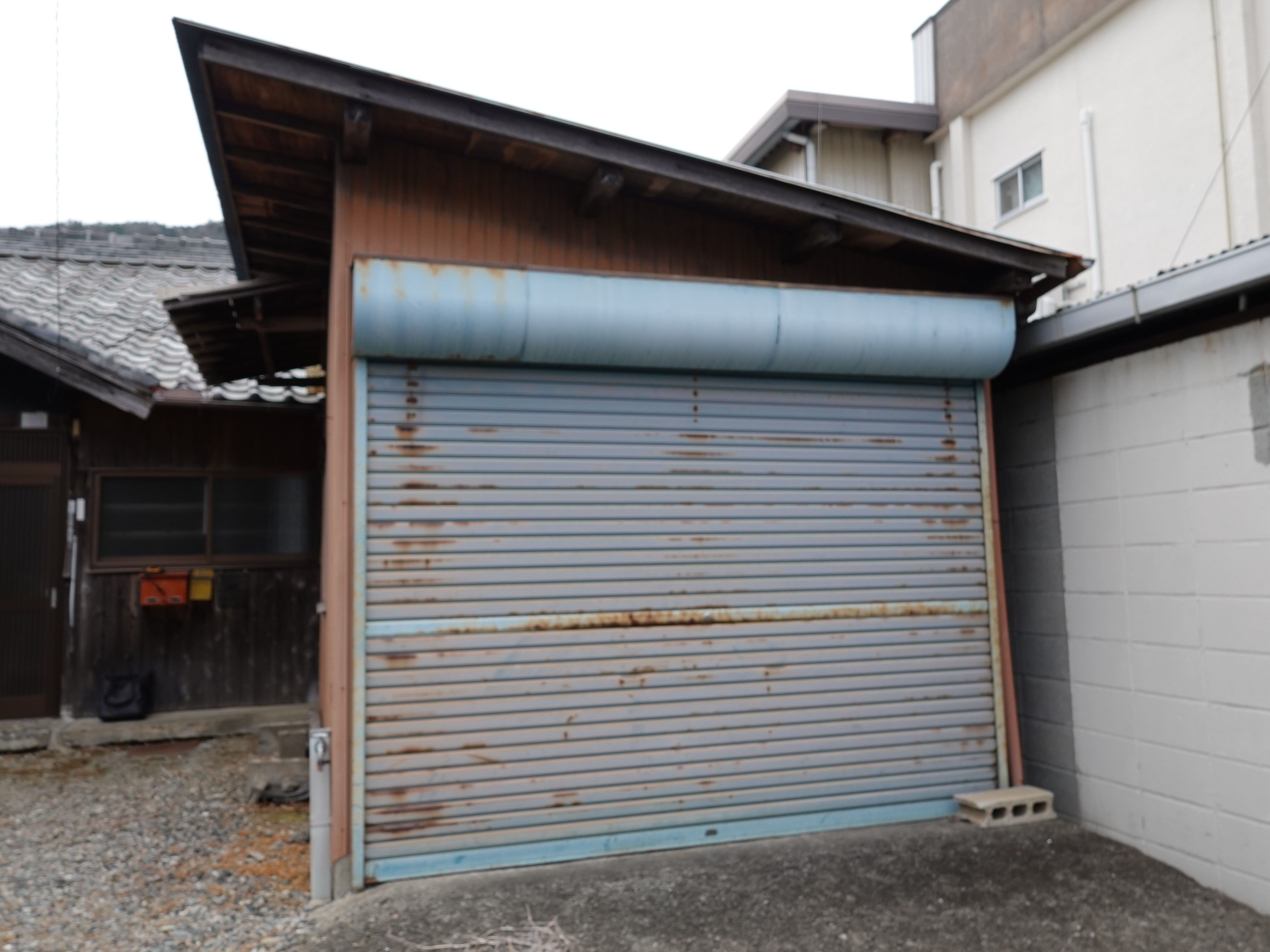 1950s wood house, 18-min walk to station, Mie