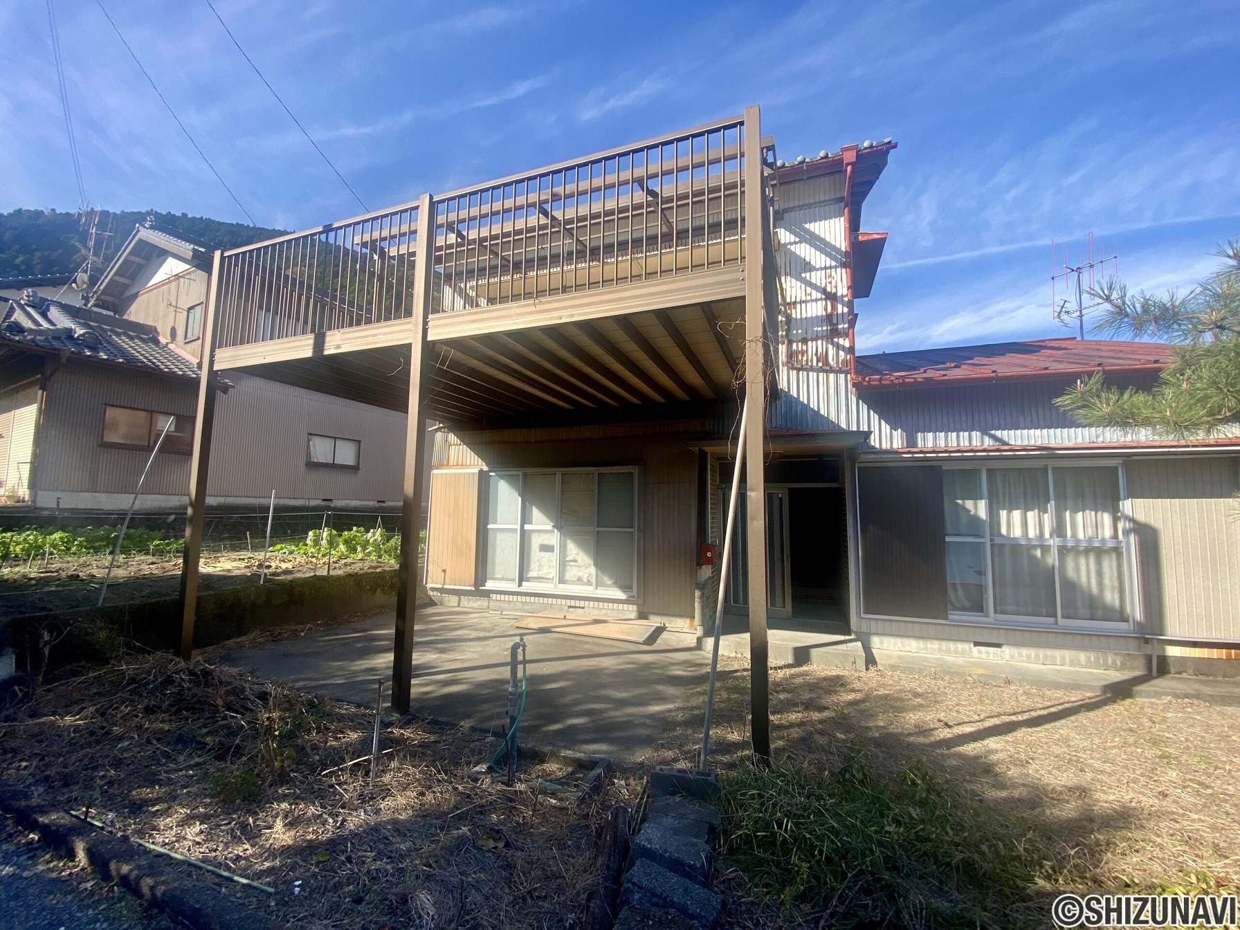 1970s wood house, 8-min walk to station, Shizuoka