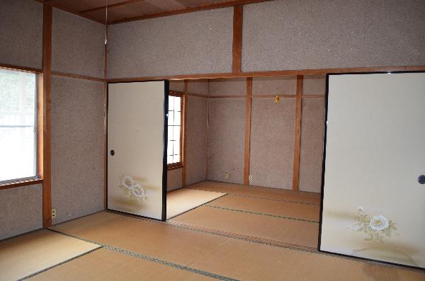 1970s wood house in Hyogo