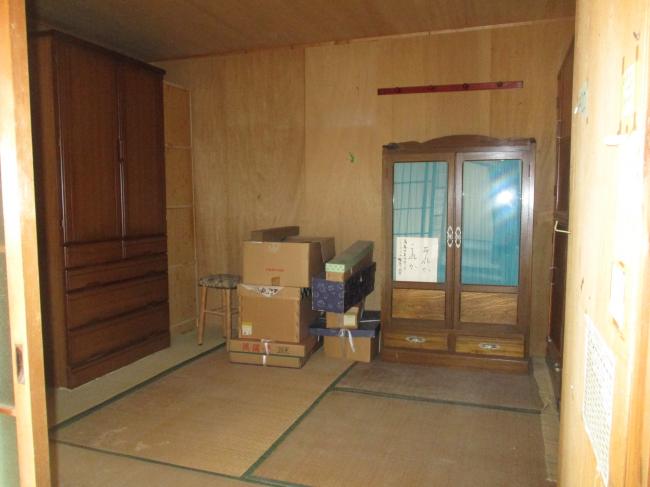 1860s wood house on a large plot in Okayama