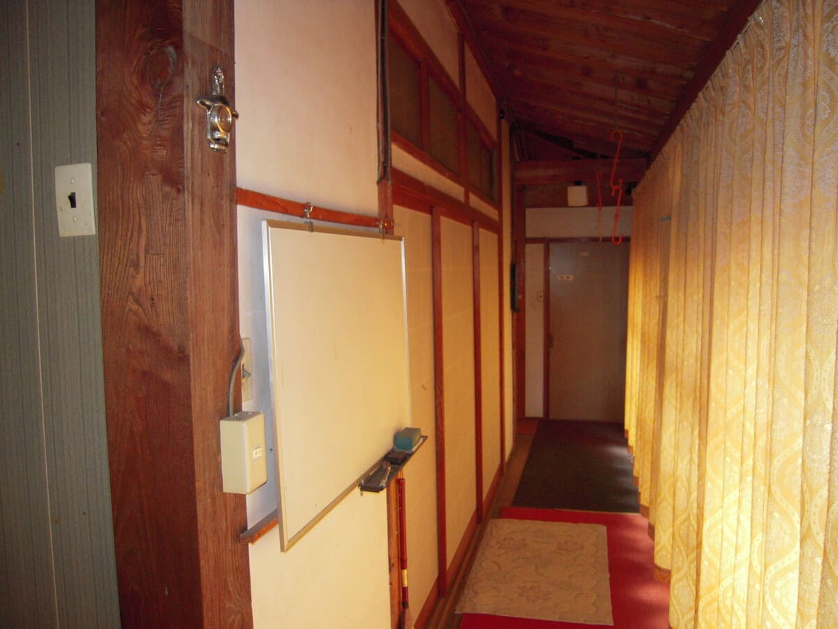 1920s wood house with storehouses in Hyogo