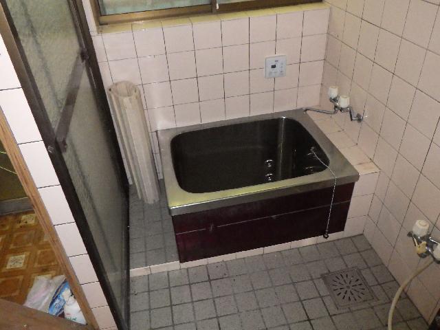 1960s wood house, 8-min walk to station, Nagasaki