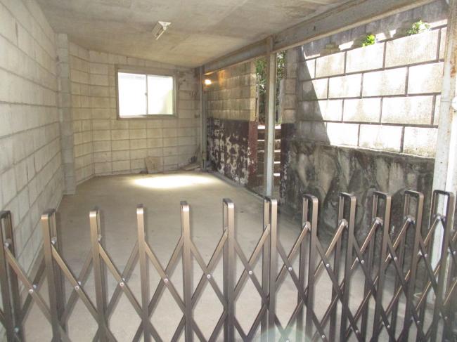 1980s wood house, 17-min walk to station, Okayama