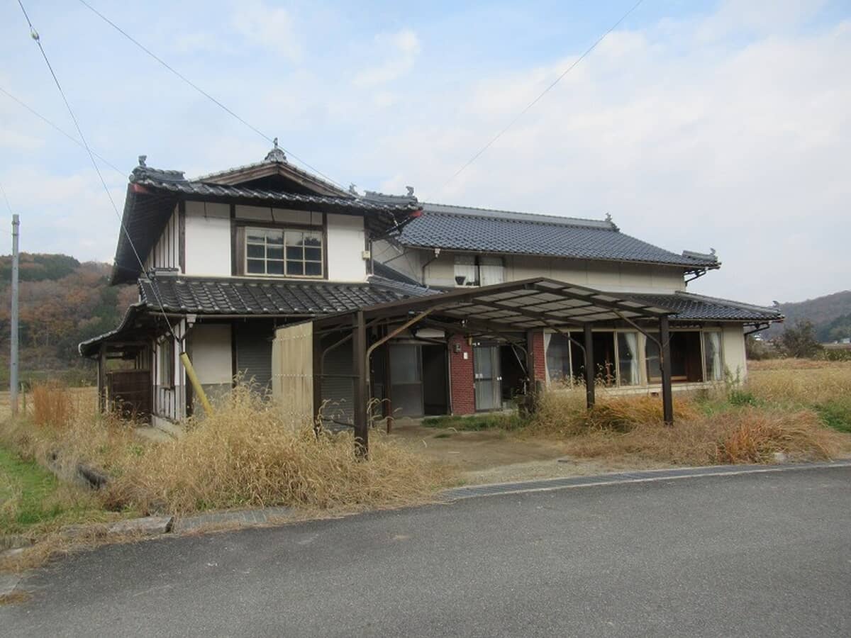 1970s wood house, 11-min walk to station, Hiroshima