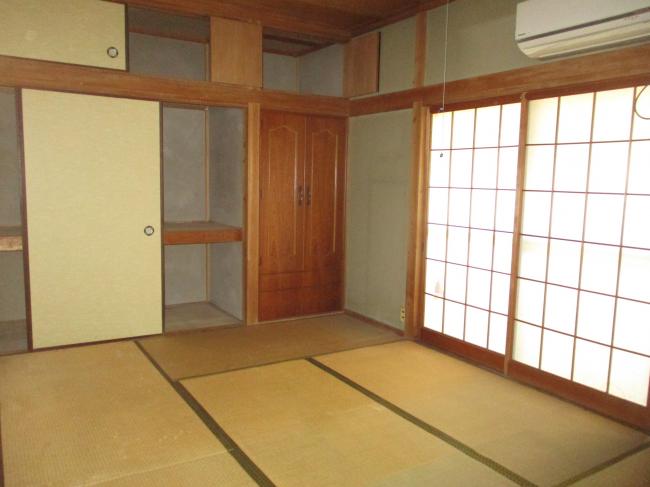1980s wood house in Okayama